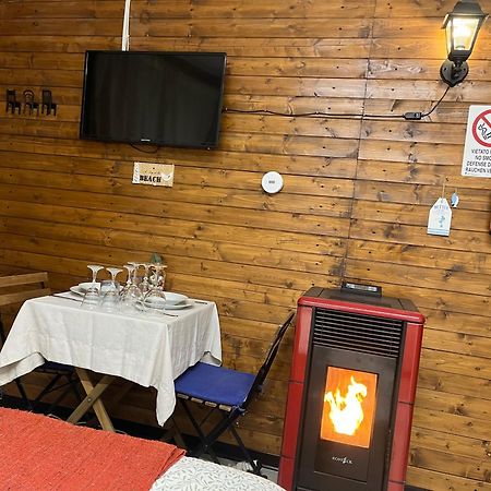 Lo Chalet Del Relax Carrara Exterior foto